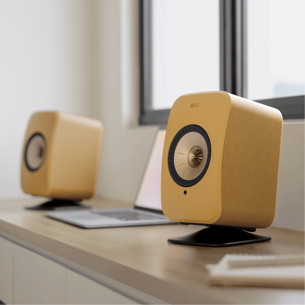 P1 Desk Pad - For LSX II | KEF US